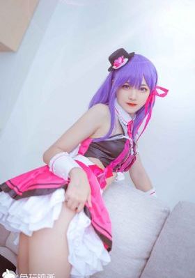 玩具跪趴调教play_免费观看完整版下载